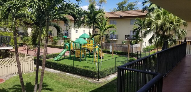 Photo - 8550 SW 109th Ave Unit 5-202