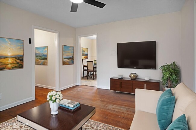 Photo - 5946 Beldart St