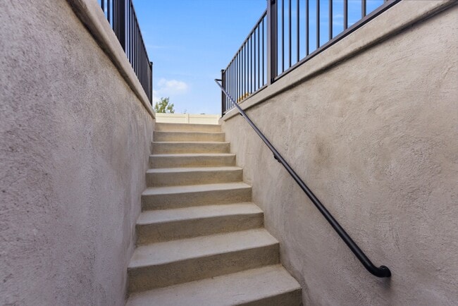 Photo - 2432 W Santa Fe Dr