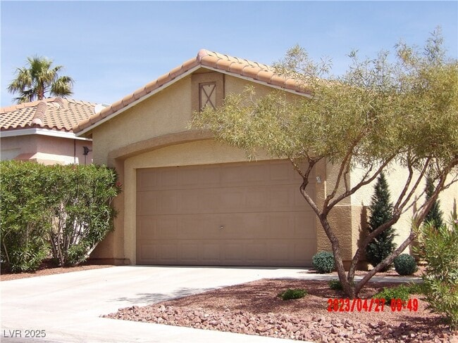 Building Photo - 10704 Moon Flower Arbor Pl
