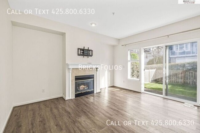 Photo - Prime Bellevue Location – Parkside Townhom...