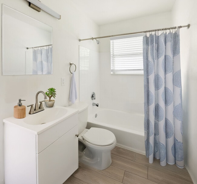 Photo - Kingston Apartments