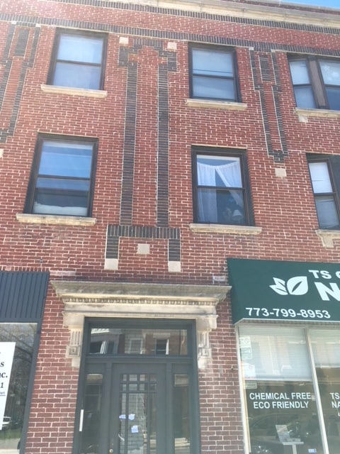 Photo - 3700 N Southport Ave Apartments Unit 3N