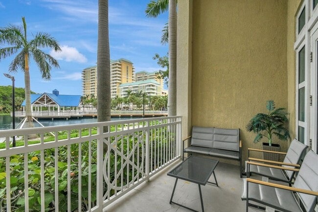 Photo - 350 N Federal Hwy