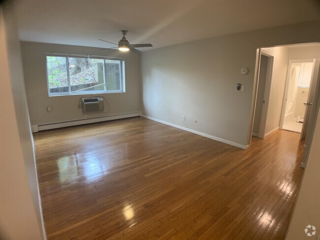 Building Photo - 171 South St Rental