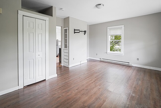 Photo - 1-3-3 Oak St Apartment Unit 1
