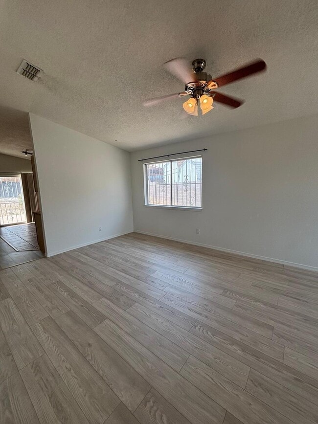 7822 Desert Springs Ct SW