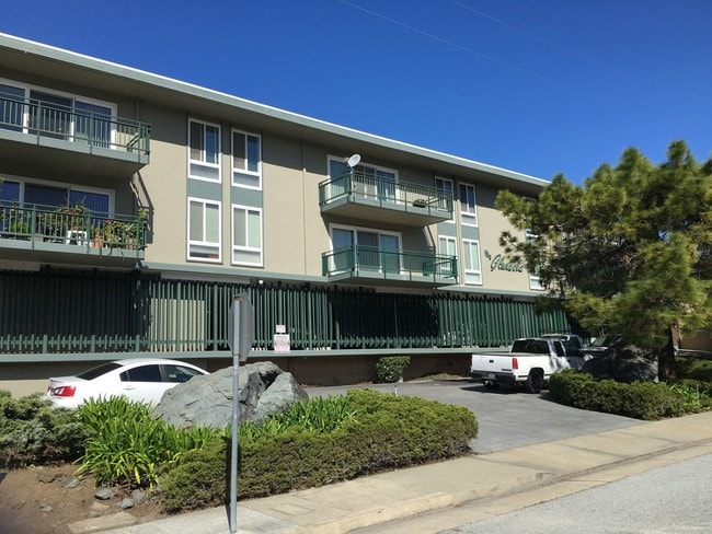 Photo - Glendora Apartments