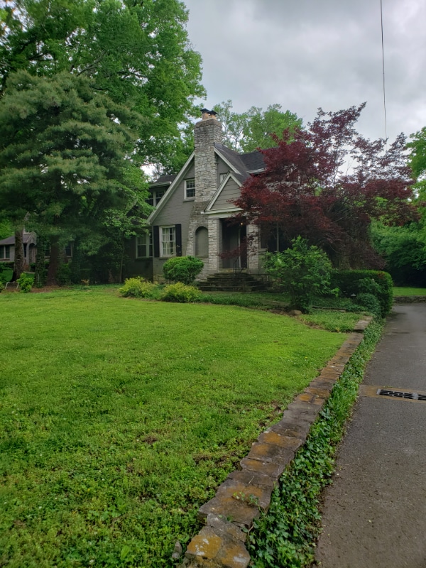 Photo - 2047 Castleman Dr