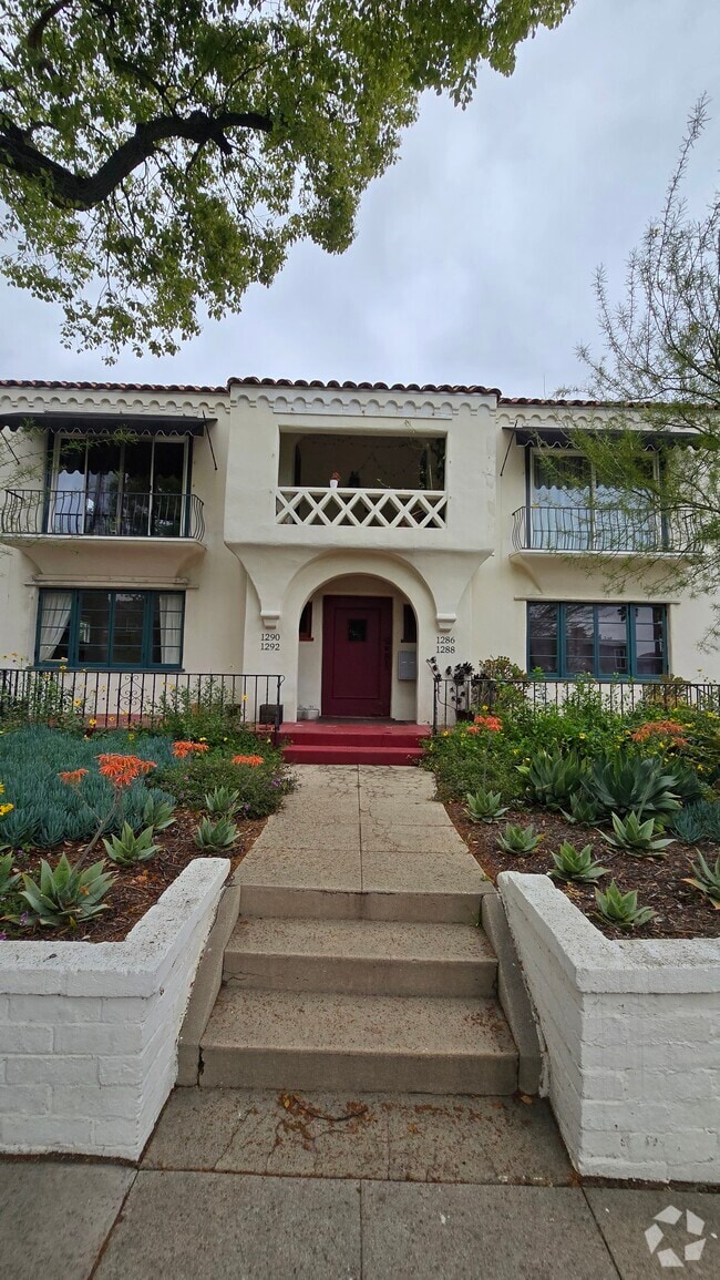 Building Photo - 1288 N Los Robles Ave Unit 1288 Rental