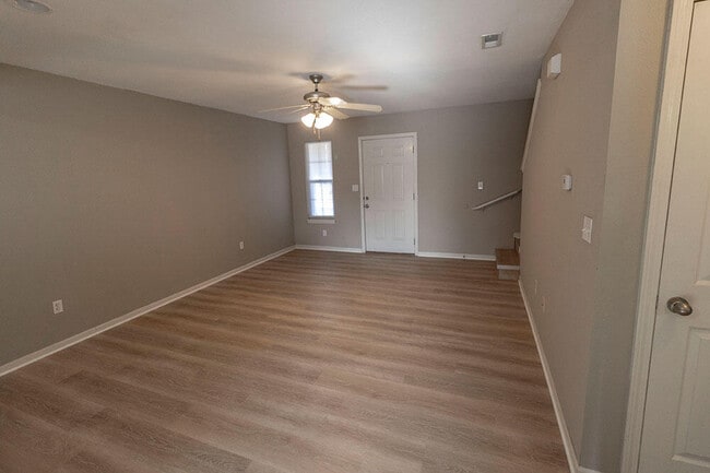 Photo - 4013 Snowy Owl Dr