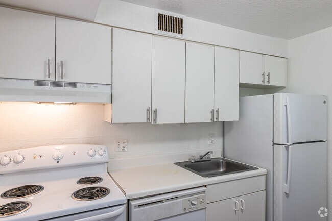 2 BR, 1 BA