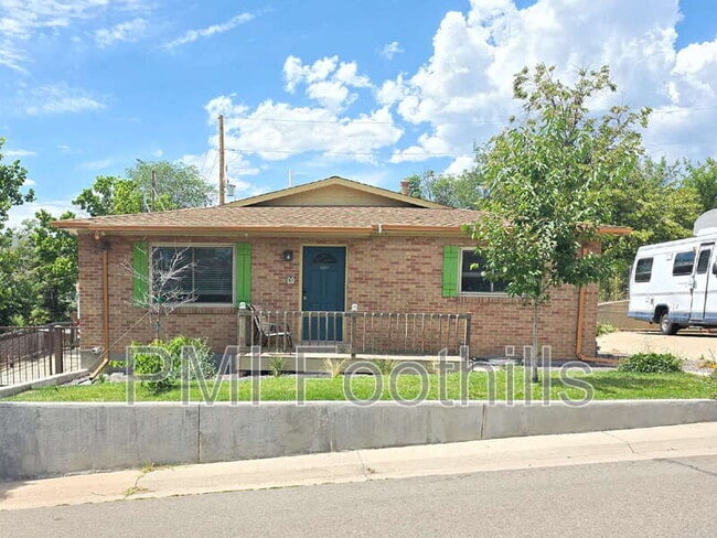 Building Photo - 410 Butte Pkwy