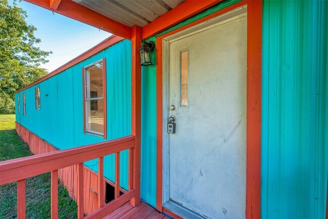 Photo - 13202 Hilltop Ct