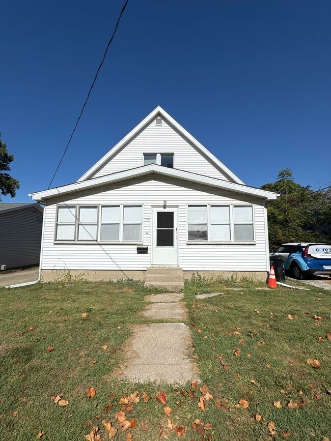 Photo - Spacious 4-Bedroom Home with Fenced Backyard