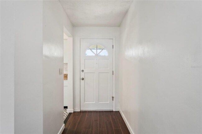Photo - 1282 Palm St