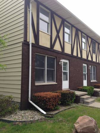 Exterior Photo - 1616 Holland Ave