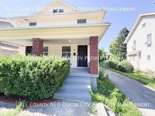 Building Photo - 221 W Parkwood Dr Rental