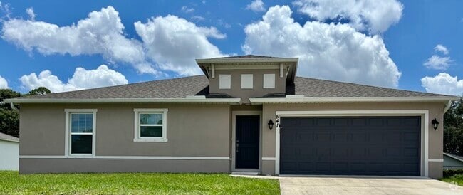 Building Photo - ****Beautiful 3/2 HOME IN PALM BAY****