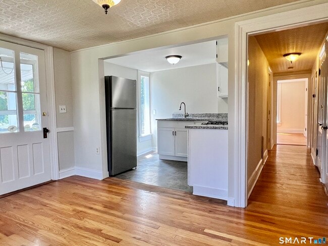 Photo - 1596 Main St Unit 2nd floor