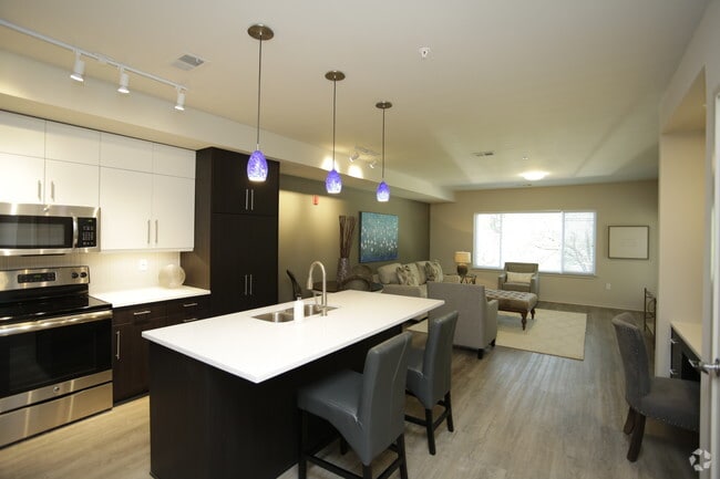1BR, 1BA - B Unit_998 SF