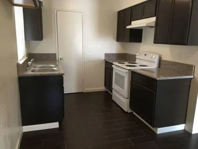 Photo - 3052 W Pontiac Way Unit 103