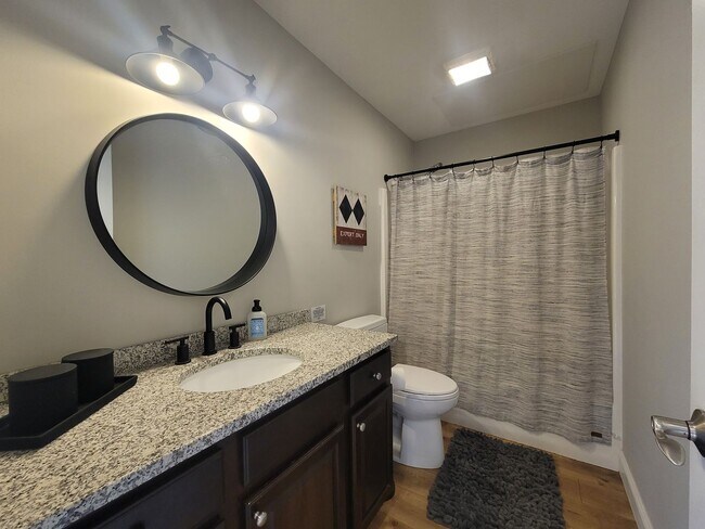 Photo - 6 month SUMMER SEASONAL on the River - $500 DISCOUNT!! - $2400/mo 2 bed 2 bath available now!