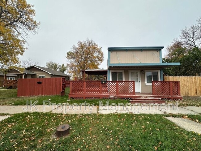 Building Photo - 1219 6th Ave S Rental