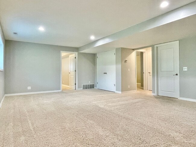 Photo - Beautiful Valley Views & Utilities Included!