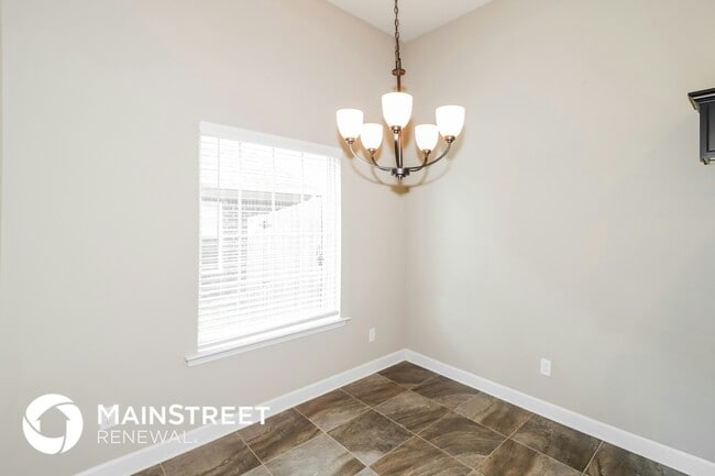 Photo - 1385 Switzer Dr