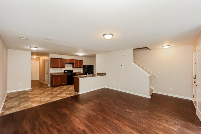 Photo - 1515 Hydrangea Ln