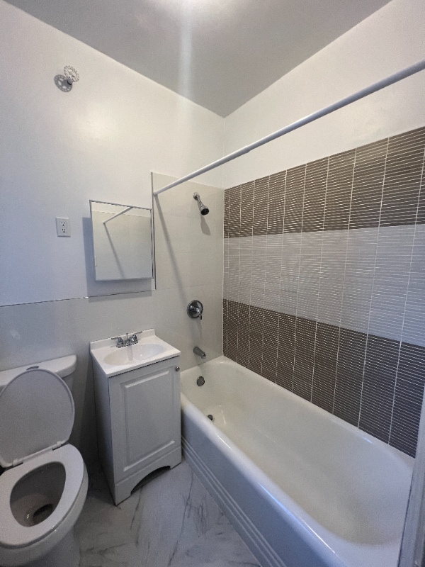 Photo - 129 N Walnut St Unit 402