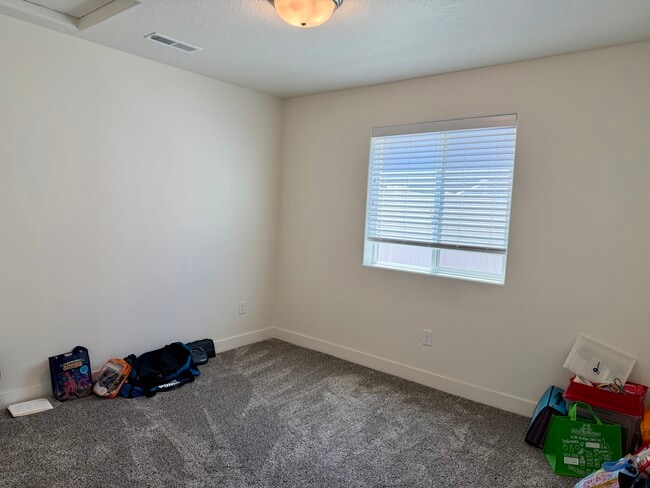Photo - 933 Ironwood Cir