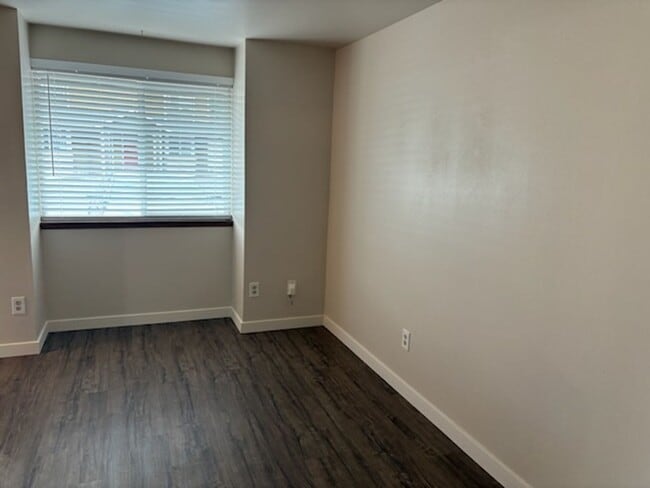 Photo - 12115-12117 BG Sutton Place Unit 12117