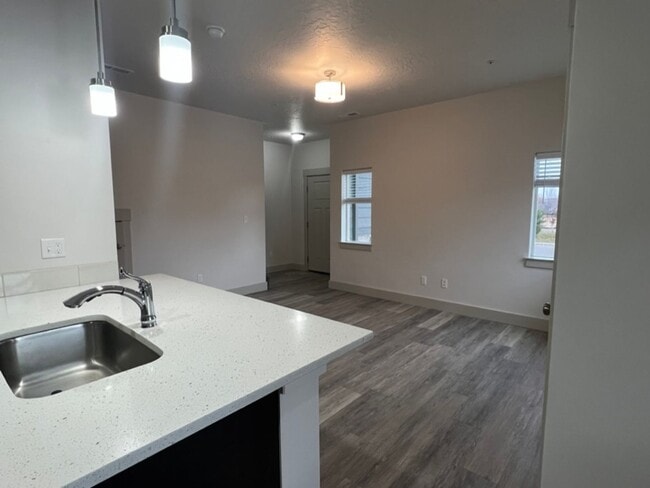 Photo - Get a Month Free!!