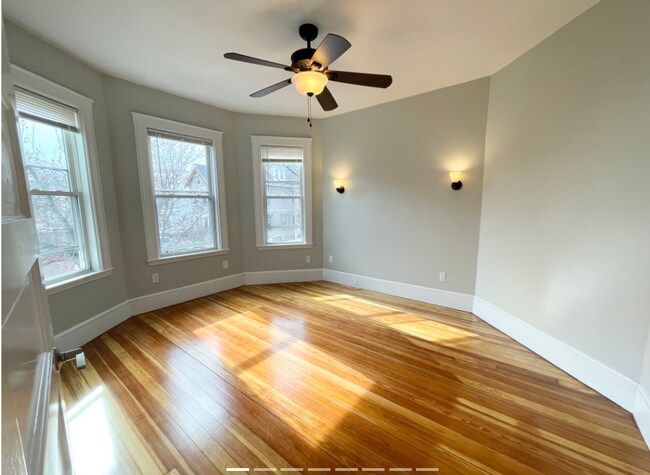 Photo - 159 Boston St