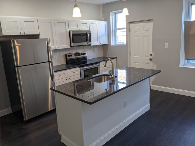 Building Photo - 6078 Allman St