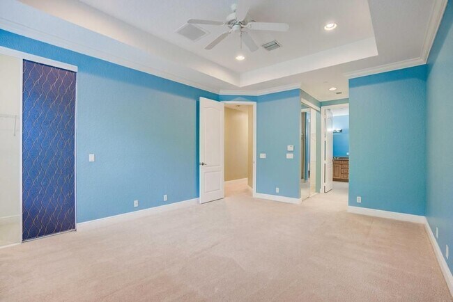 Photo - 5113 Artesa Way S