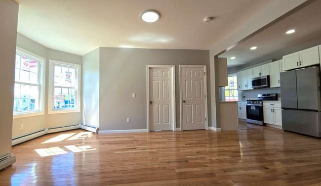 86 White St Unit 1