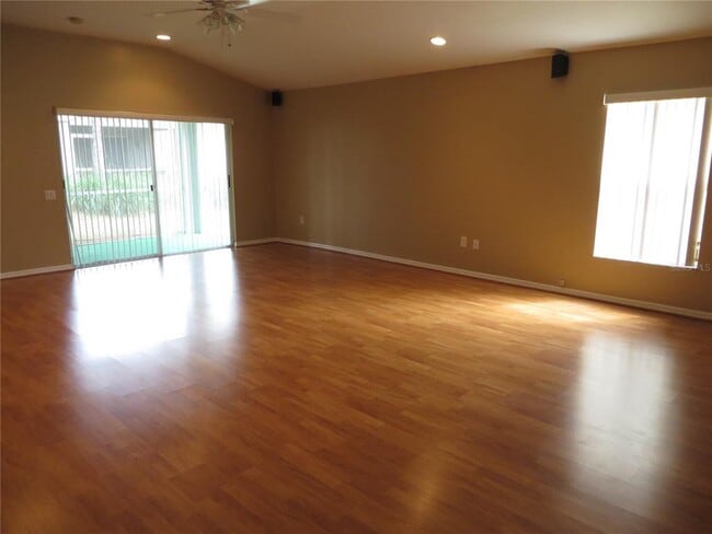 Photo - 5218 Gato Del Sol Cir