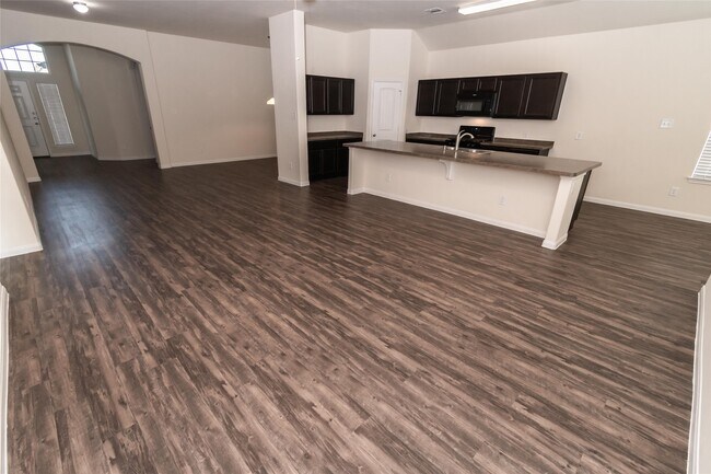 Photo - 29607 Clover Shore Dr