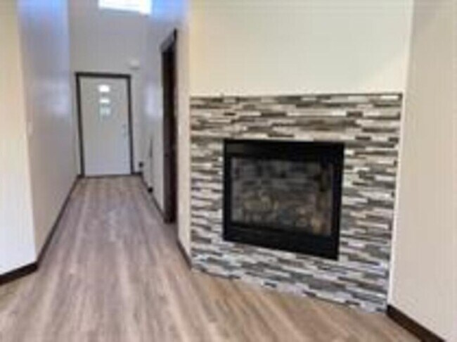 Photo - 1527 Latitude Ln