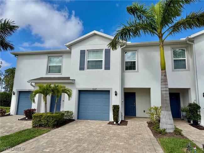 Photo - 15257 Wildflower Cir Townhome
