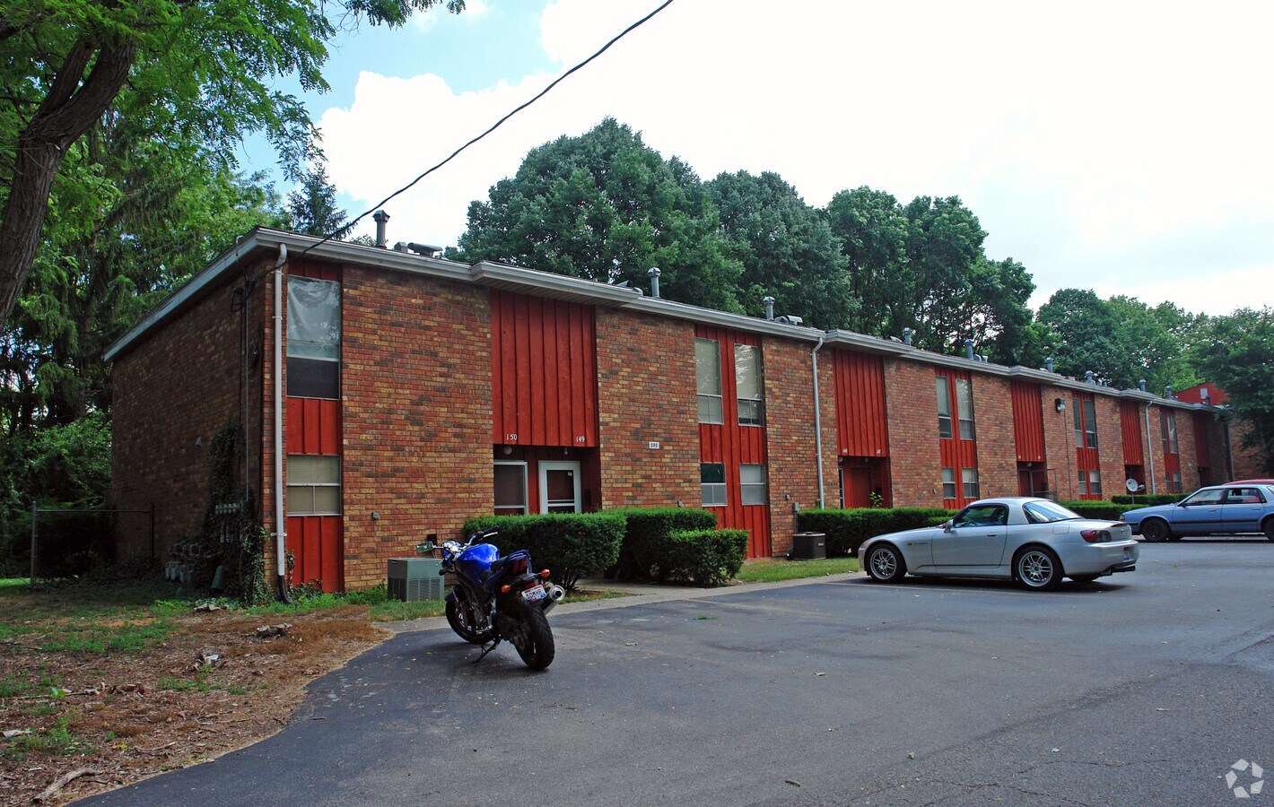 Hawthorne Place Apartments - Hawthorne Place Apartments