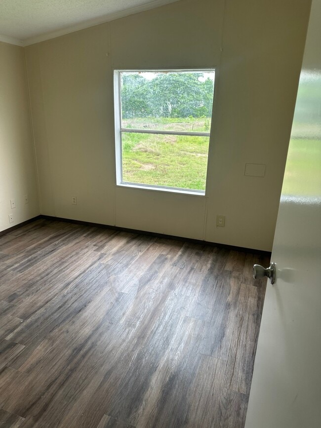 Photo - 3205 Eddy-Gatesville Pkwy