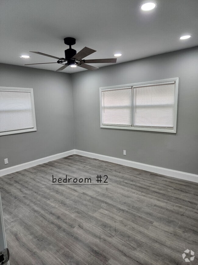 Building Photo - 8031 NW 44th Ct Rental
