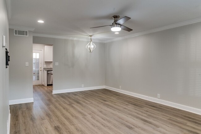 743 Kent Rd