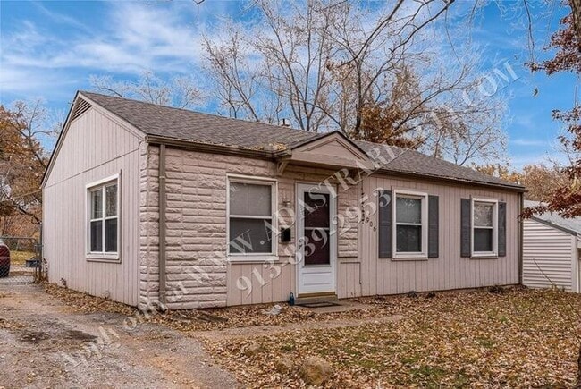 Building Photo - Beautiful KCK Home for Rent in Highland Crest Neighborhood-Available in MARCH!!