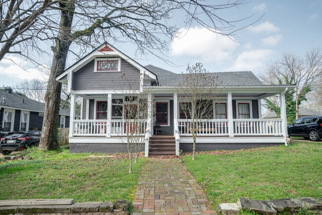 Building Photo - 1433 Desoto Ave SW