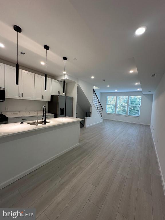 Photo - 1925 H St NE